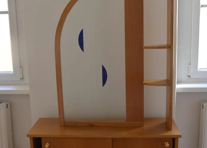 Wohnung, 2 Schlafzimmer, Innenhof *